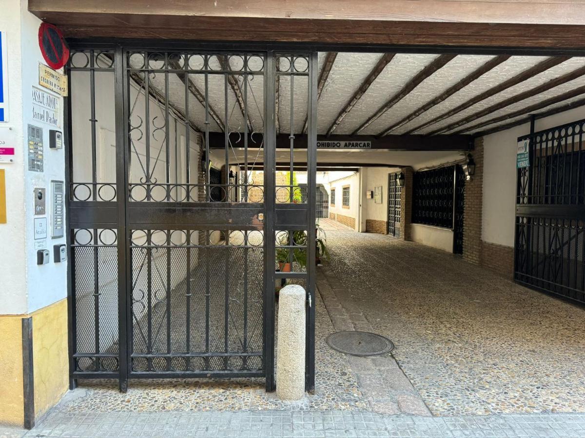 Apartamento Buen Pastor Con Parking Gratuito Cordoba Exterior photo